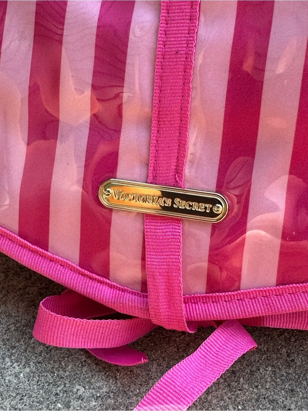 Victorias Secret bright pink
